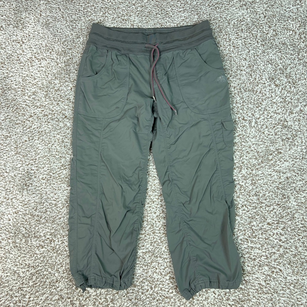 North Face Pants Womens Medium Capri Gray Hiking Outdoor Lightweight Active Gorp